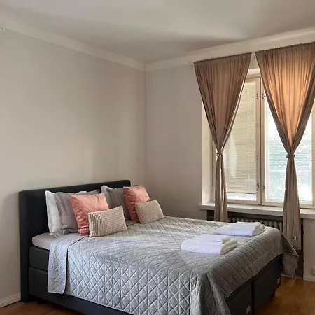 Your Chic Vibrant Airbnb Отель типа 